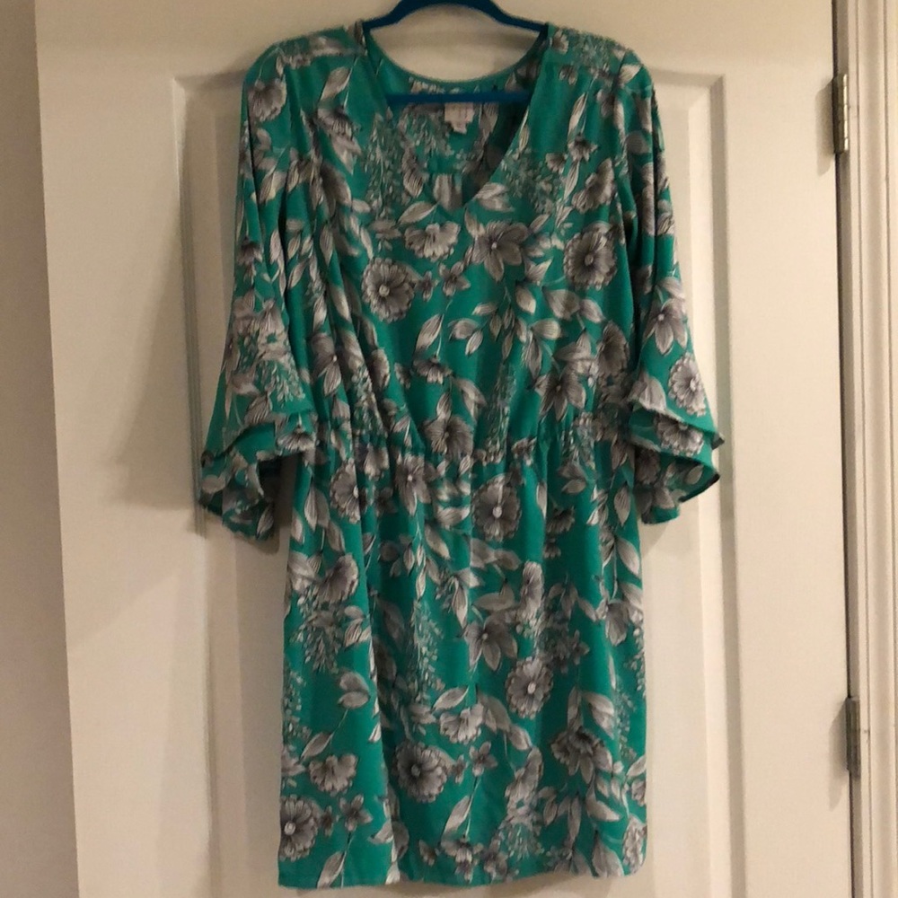Green Floral Bell Sleeves Dress